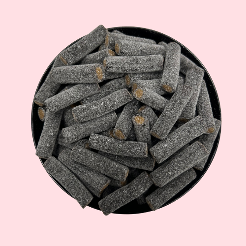 Grijze gesuikerde Heksehyl zout met bruine vulling in zwart bakje