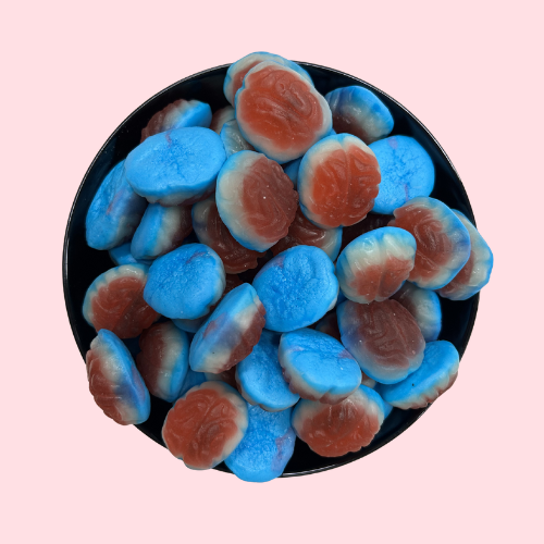 Jelly Filled Brains rood met blauwe kleur brein snoepjes in zwart bakje