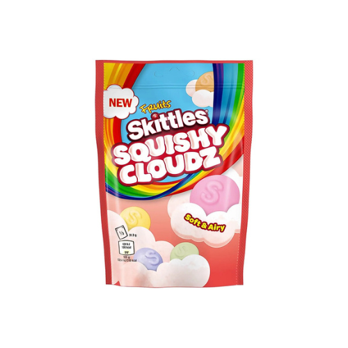 Skittles Squishy Clouds Fruity snoep in rode verpakking met regenboog en wolken