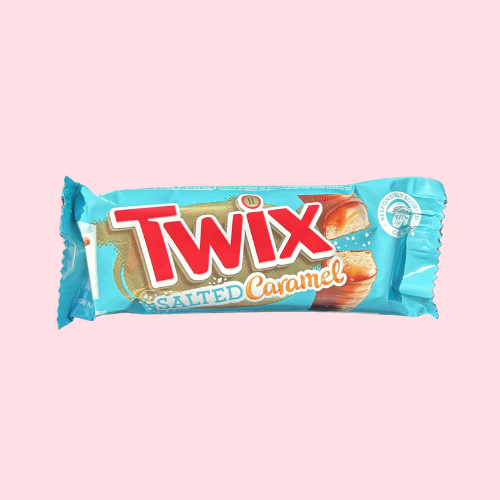 Twix Salted Caramel in groene verpakking met gebroken Twix