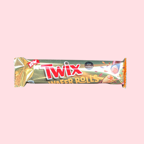 Twix Wafer Rolls gele verpakking met rood twix logo