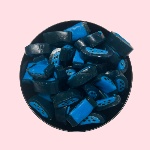 Blauwe Blueberry Slices snoepjes in zwart bakje