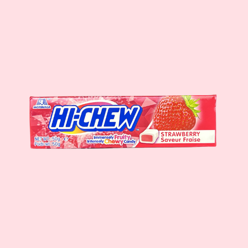 Hi-Chew Strawberry rode verpakking met aardbei en hi-chew logo