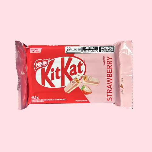 KitKat Strawberry roze met rode verpakking met kitkat logo
