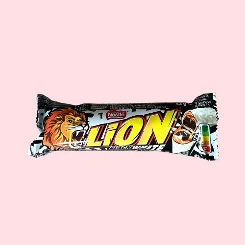 Lion Black & White wit zwarte verpakking met lion logo
