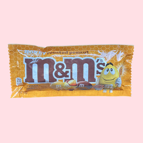 M&M's Honey Roasted Peanut Milk Chocolate gele verpakking met m&m's logo