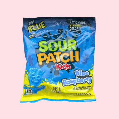 Sour Patch Kids Blue Raspberry snoep in geel-blauwe verpakking